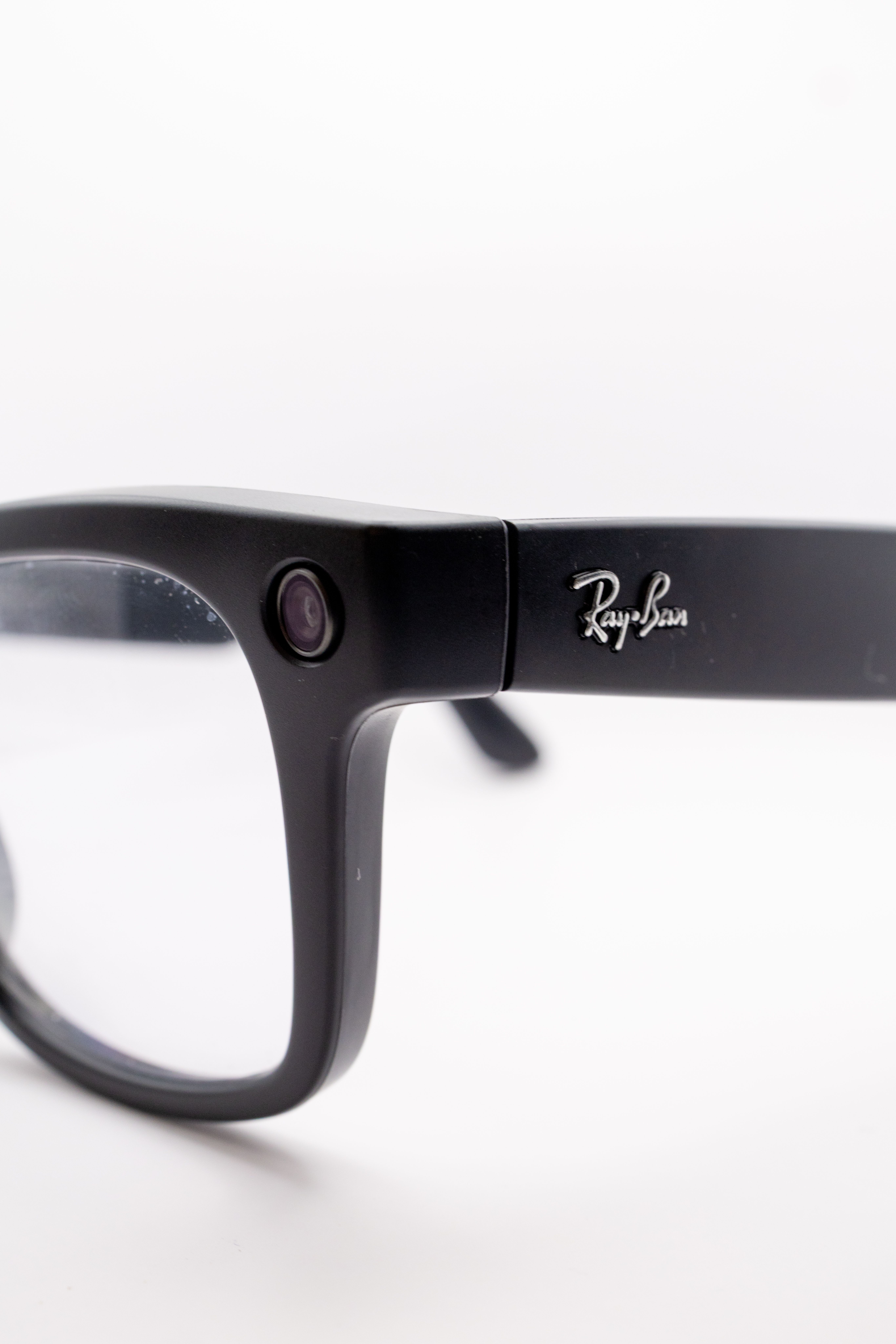 smart glasses camera technology closeup