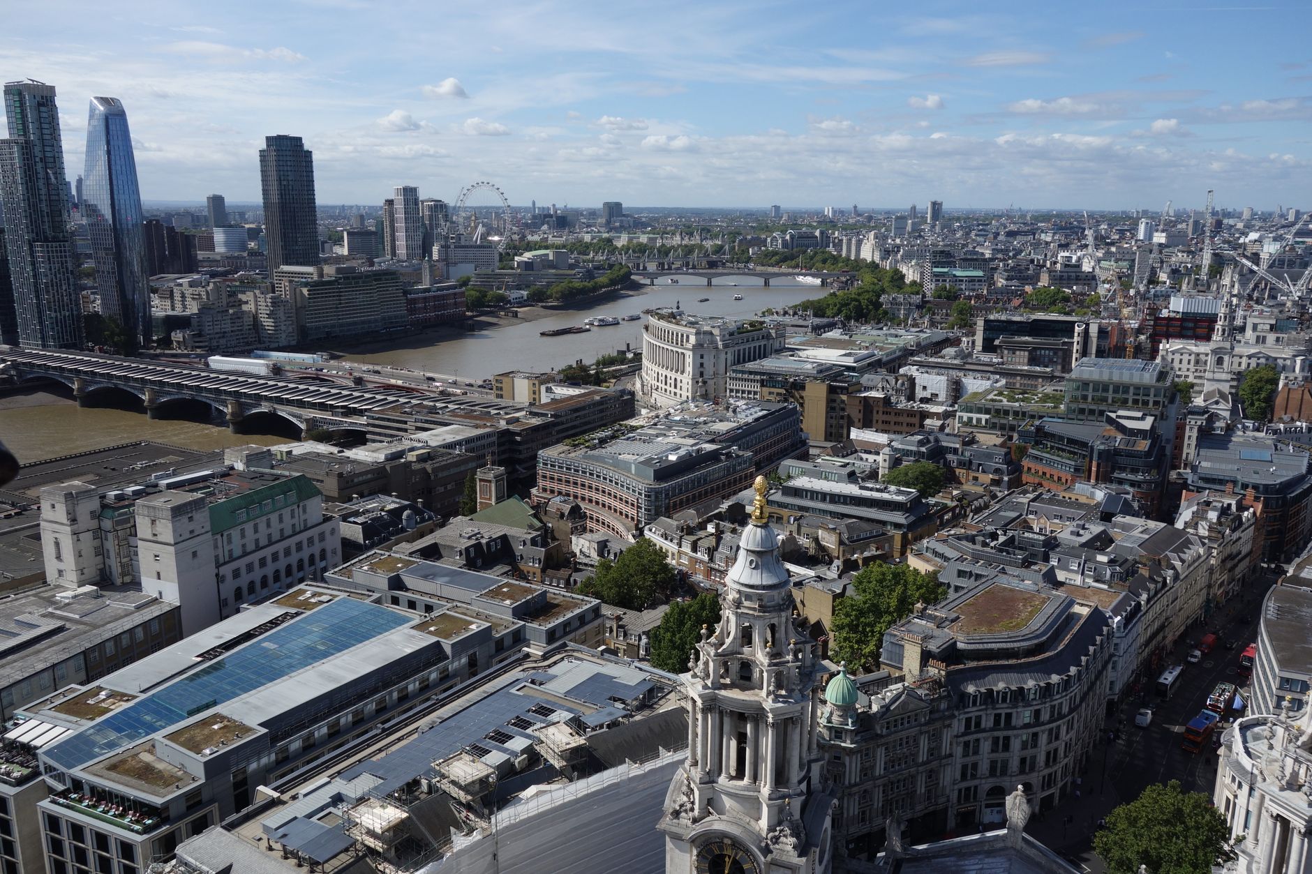 MI5 başkanının konuşma yaptığı Londra'daki bina