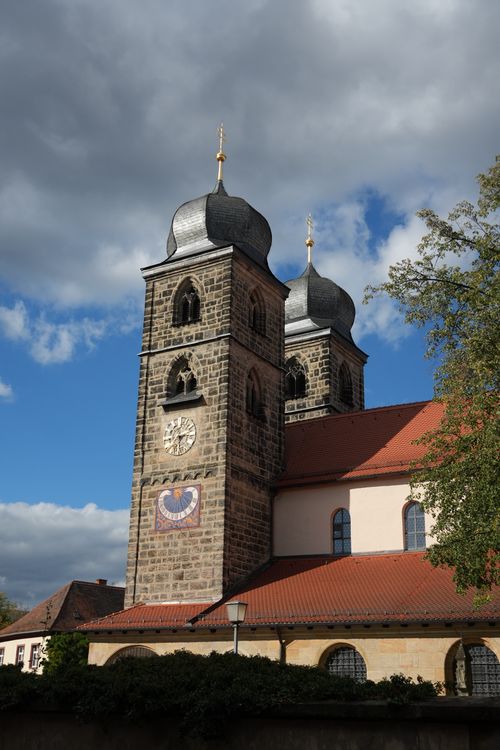 Free Scenic view of a historic church with twin towers in Germany against a bright sky. Stock Photo