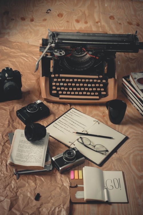 What Is The Difference Between Story Script Screenplay And Dialogues In Film Making Creator what-is-the-difference-between-story-script-screenplay-and-dialogues-in-film-making-creator