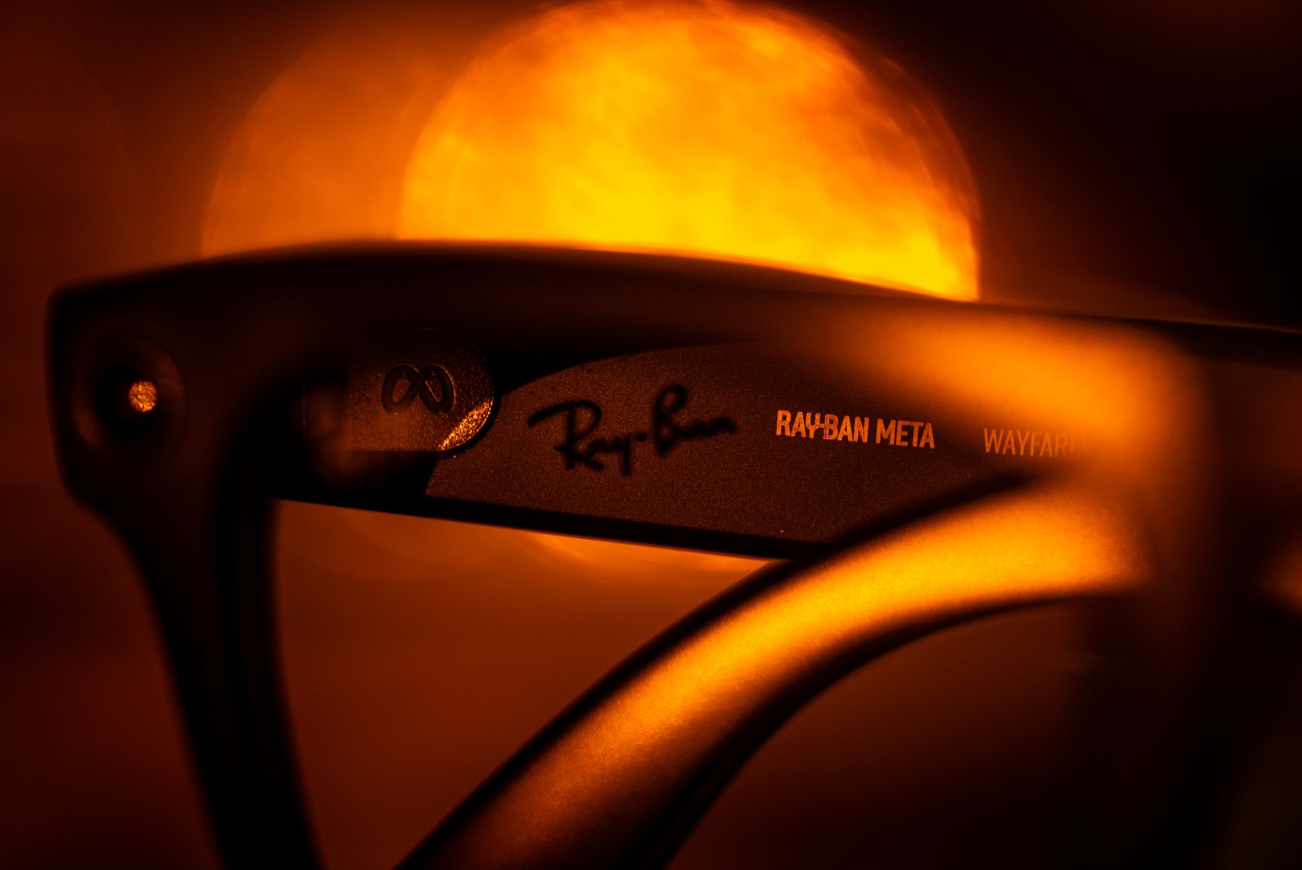 When a Bug Becomes a Feature: What the Ray‑Ban Meta Smart Glasses Incident Teaches Us About Wearable Privacy