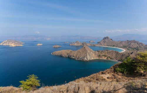 Free A breathtaking aerial view of the Komodo Islands in Indonesia with clear blue water. Stock Photo