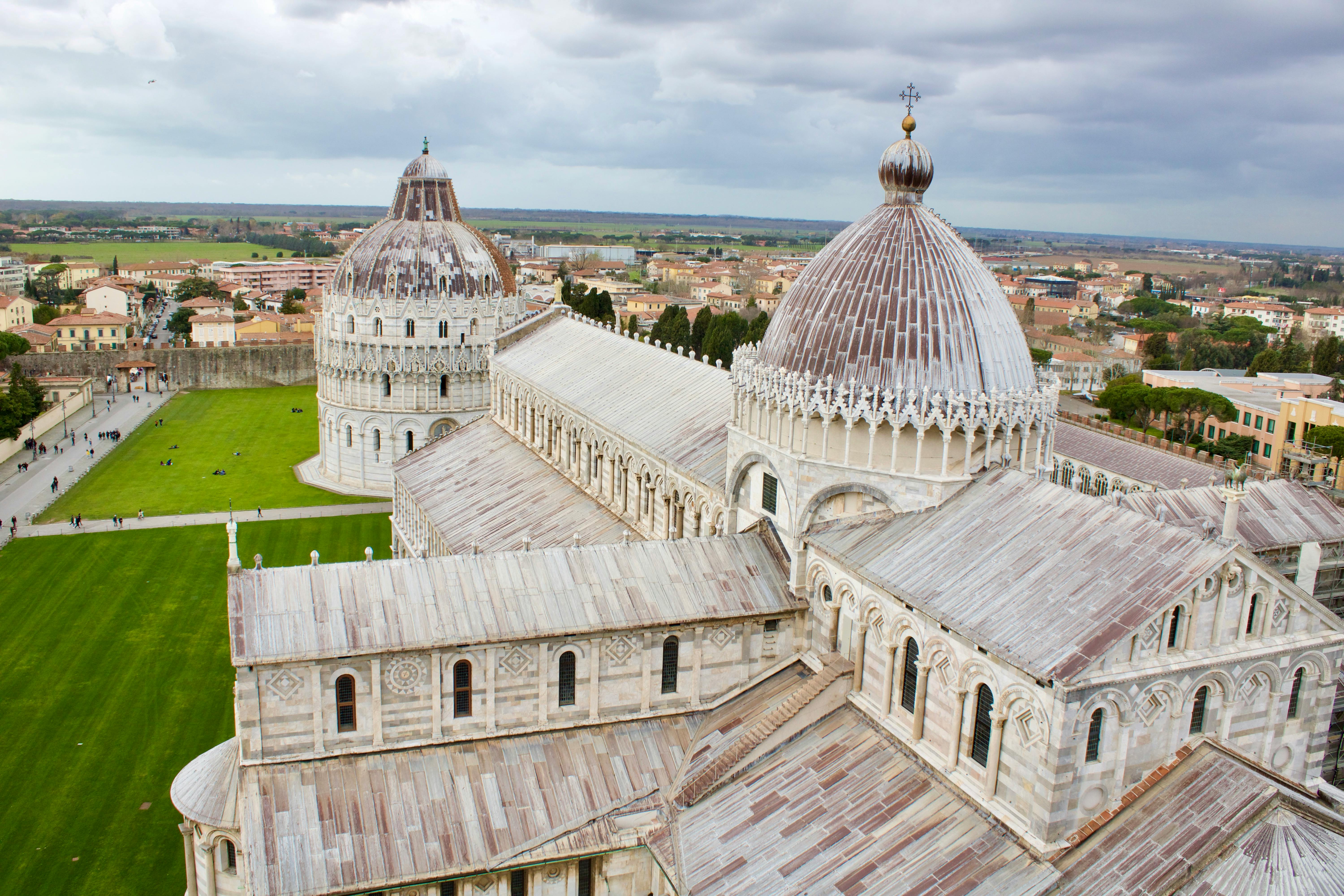aerial shot of cattedrale di pisa