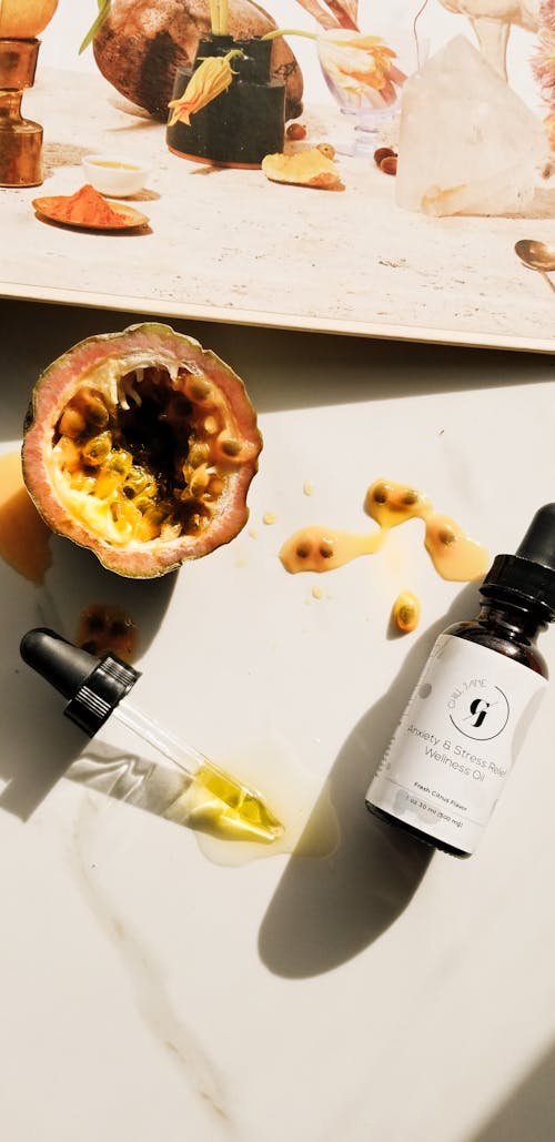 Free A Dropper with Spilled Liquid Stock Photo