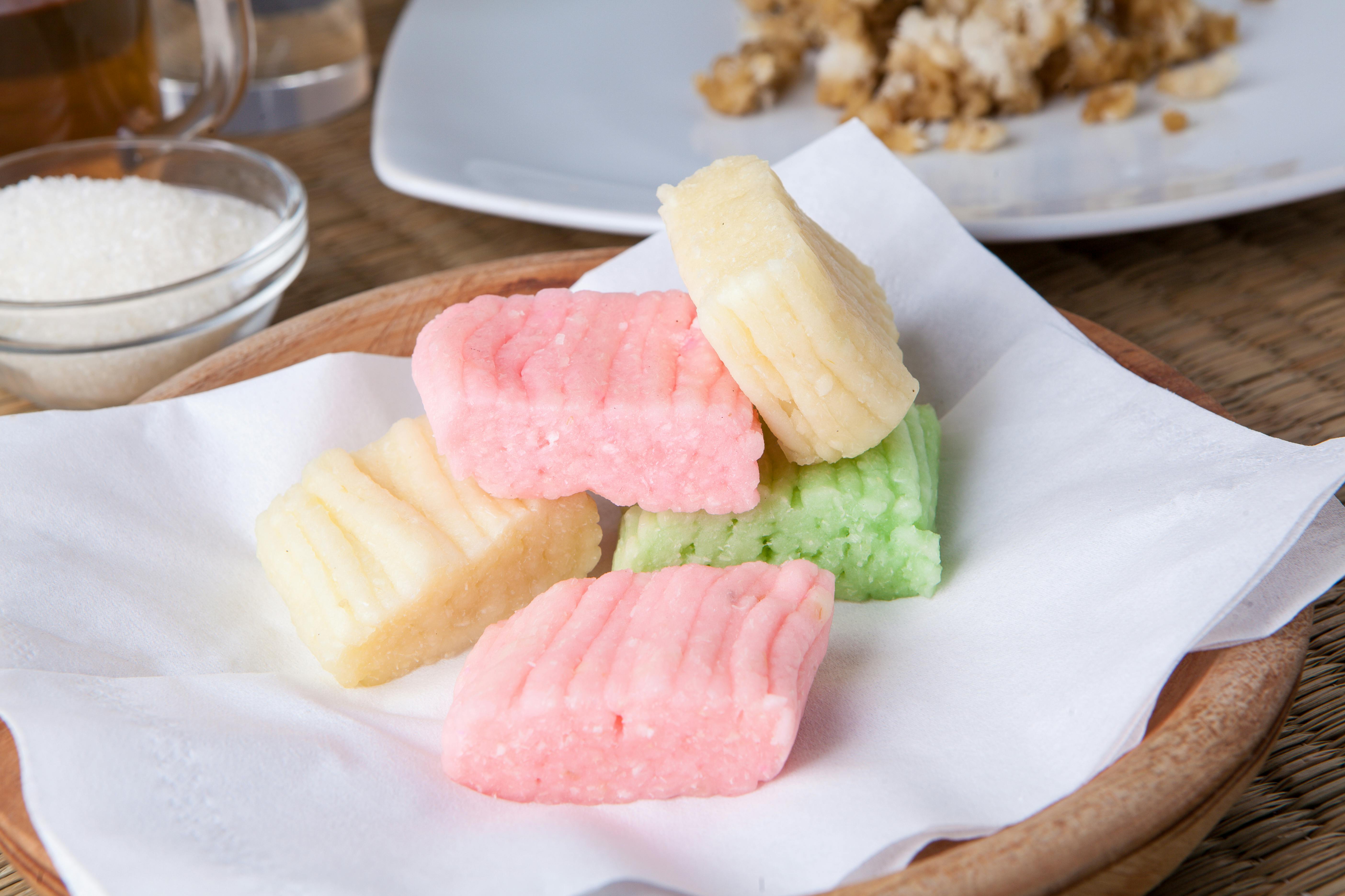  Getuk Lindri: Kue Tradisional Berwarna-warni dari Singkong