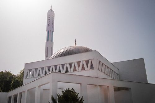 Free Stunning view of Kovači Mosque in Sarajevo, showcasing modern Islamic architecture and tranquil surroundings. Stock Photo