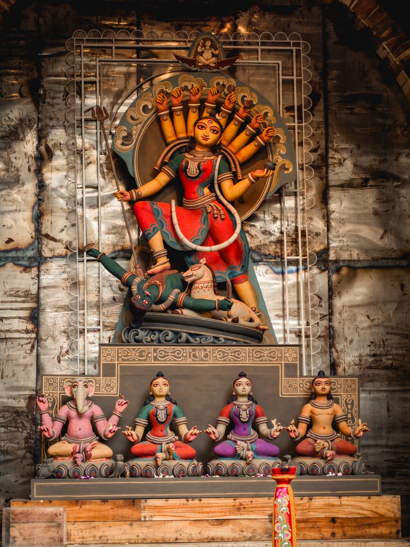 लक्ष्मी पूजा (दिवाली) 2026: समृद्धि के द्वार खोलना