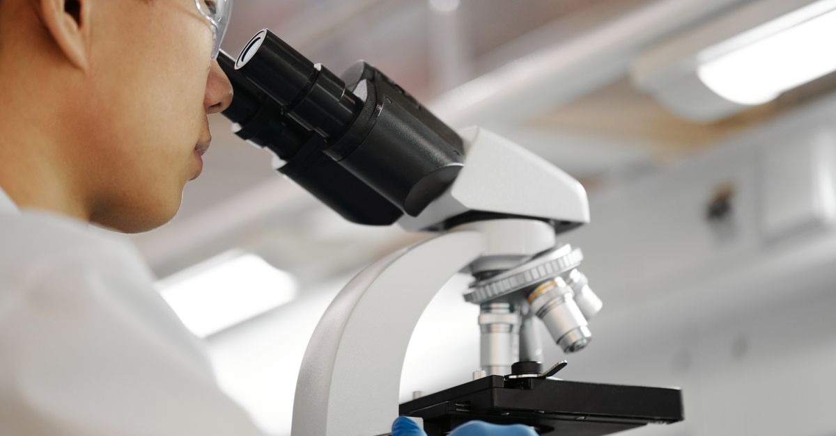 how to find a top dermatologist in Jhansi