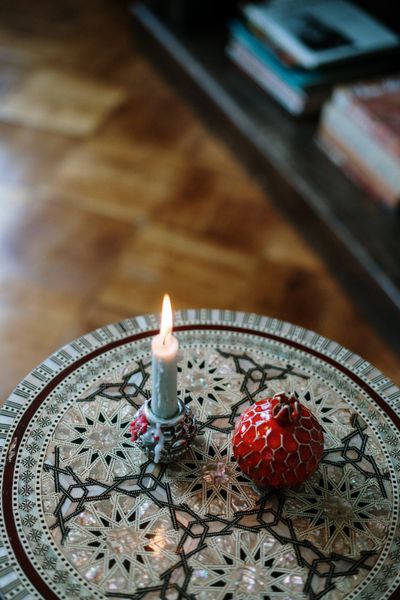 Pomegranate motifs