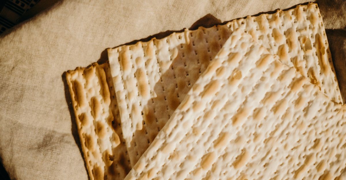Traditional Jewish Matzo · Free Stock Photo