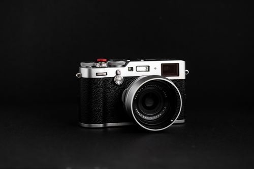Free Elegant retro camera with vintage design and classic style. Stock Photo