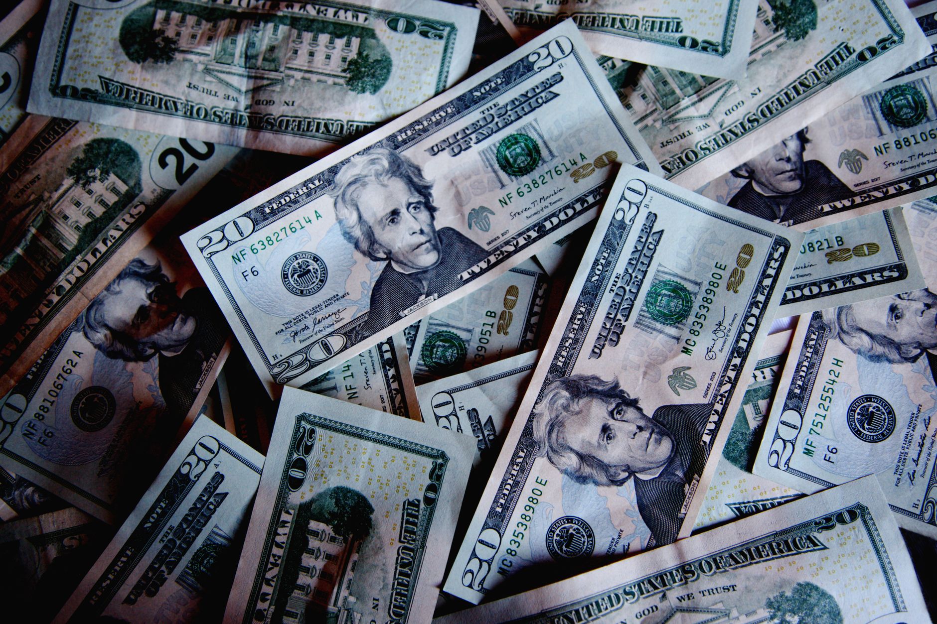 The Energy Transition Isn't Dead. Here Are 2 Green Stocks Worth Buying This Month.
