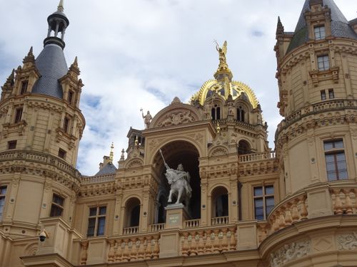 Free Close-up of the ornate facade of Schwerin Castle, showcasing intricate design and historical charm. Stock Photo