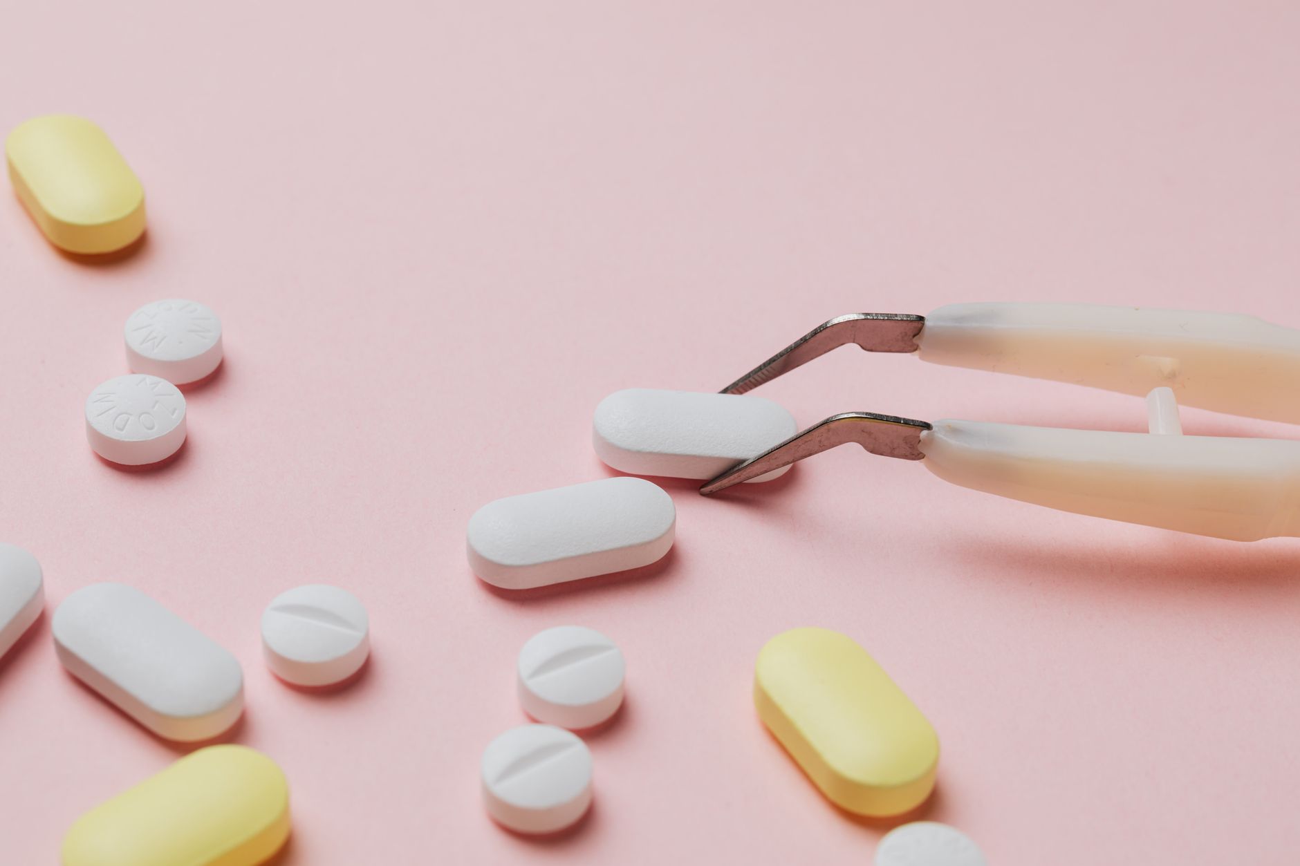 Best Pill Cutters Under $10 (2026)
