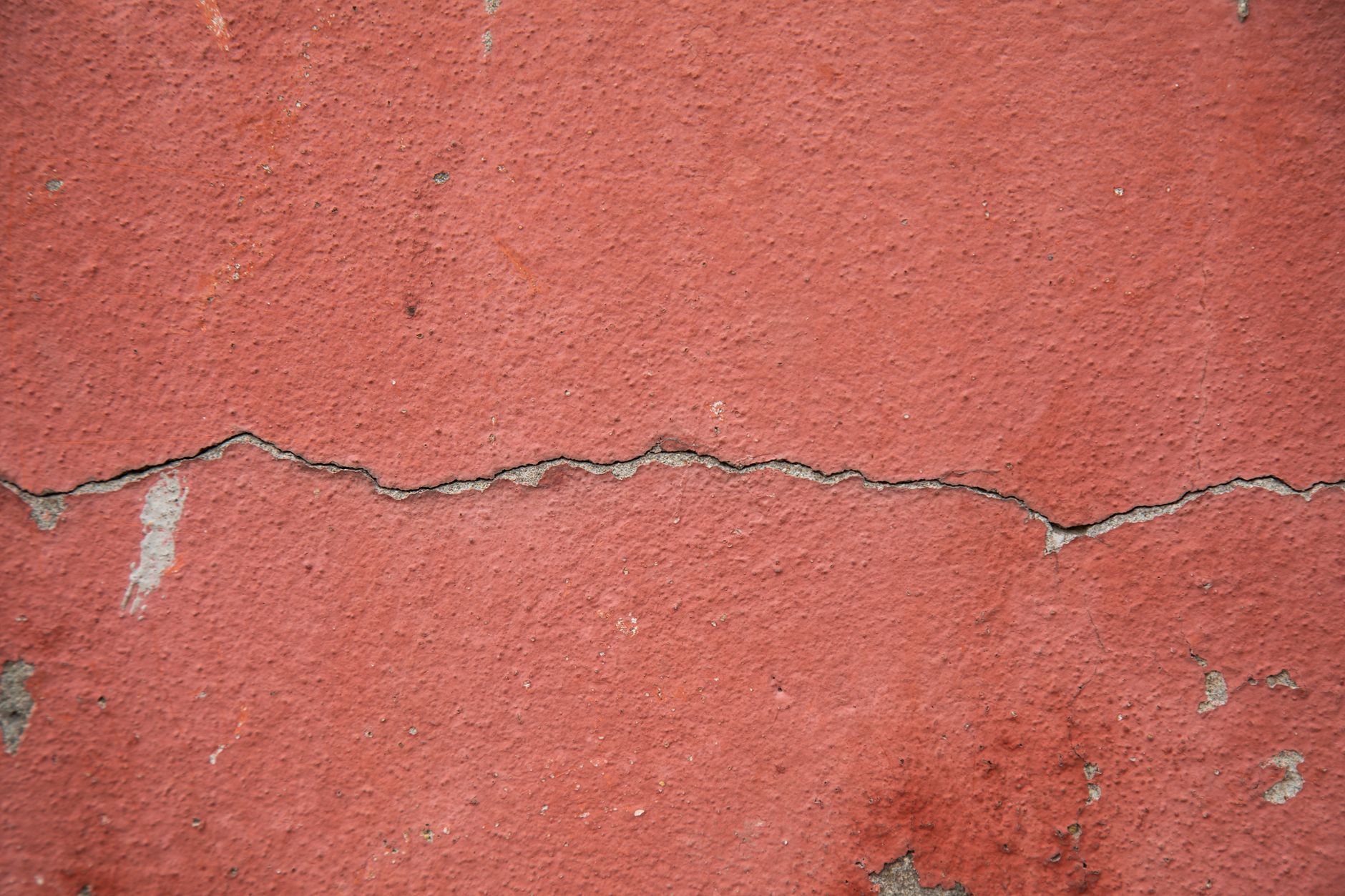 Cracked Caulk & Warped Wood: How Yuba City Heat is Destroying Your Home (and What to Do) in Yuba City