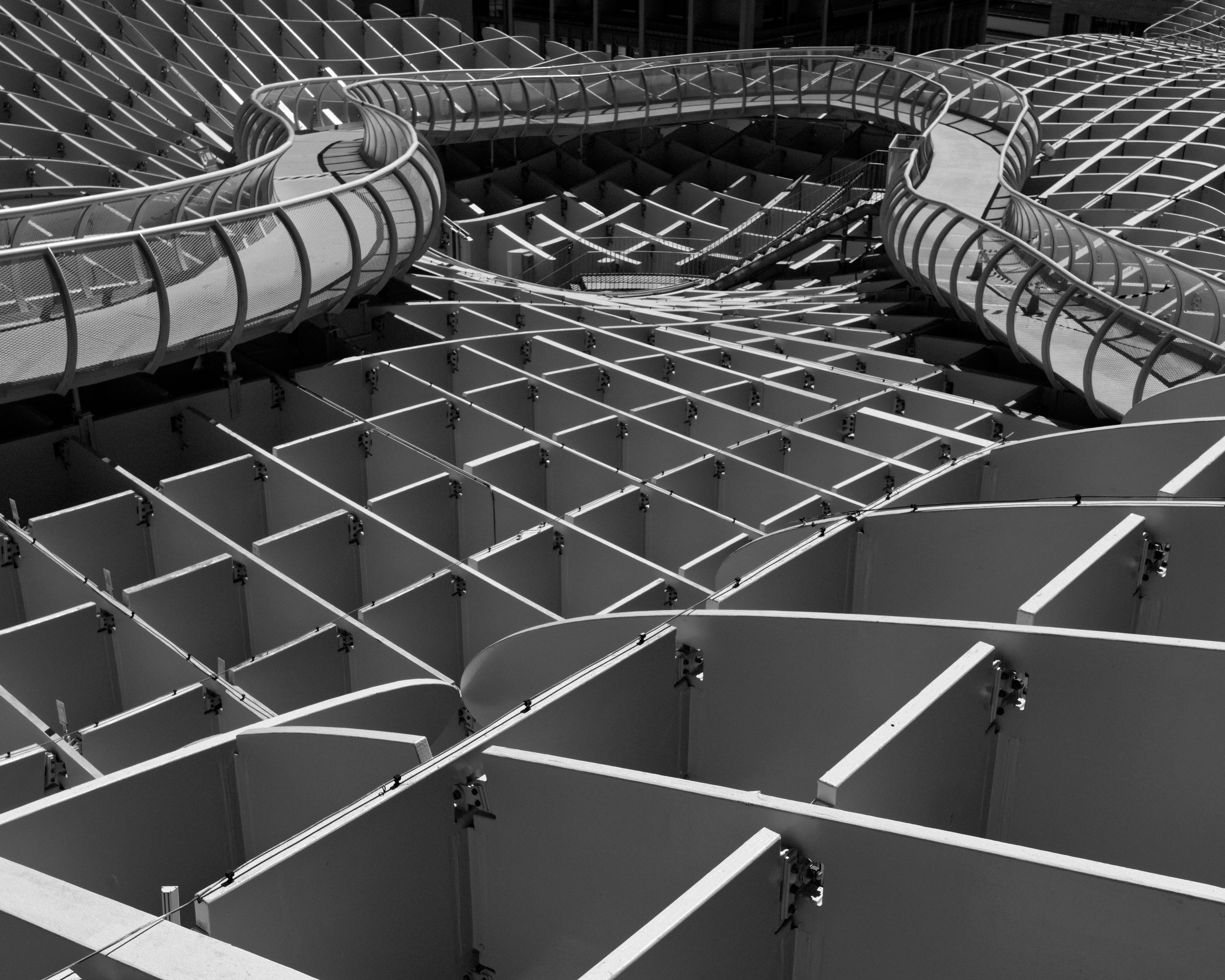 Abstract Architectural Structure in Black and White · Free Stock Photo