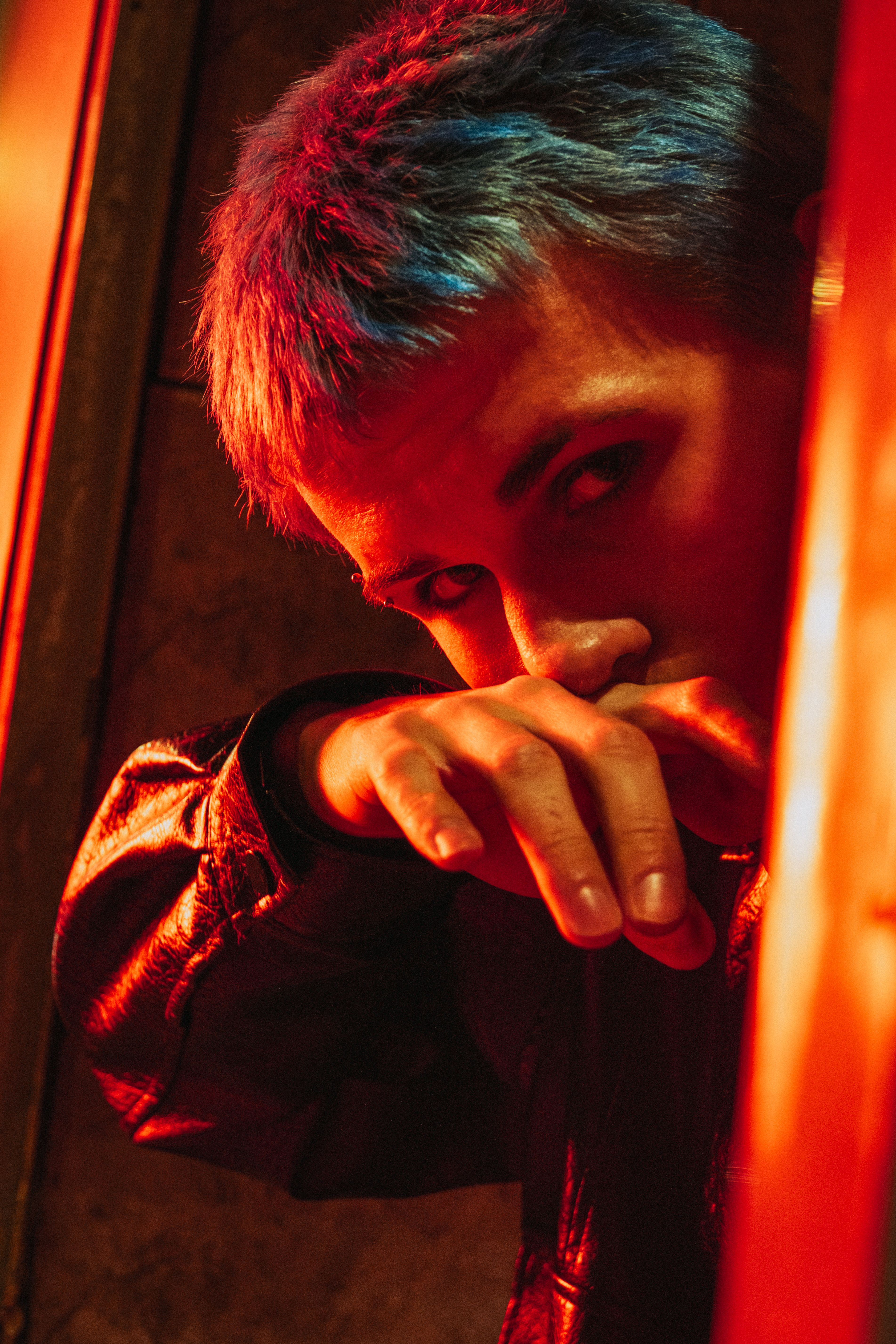 Retrato De Estilo Punk Urbano Vanguardista En Sosnowiec · Foto de stock ...