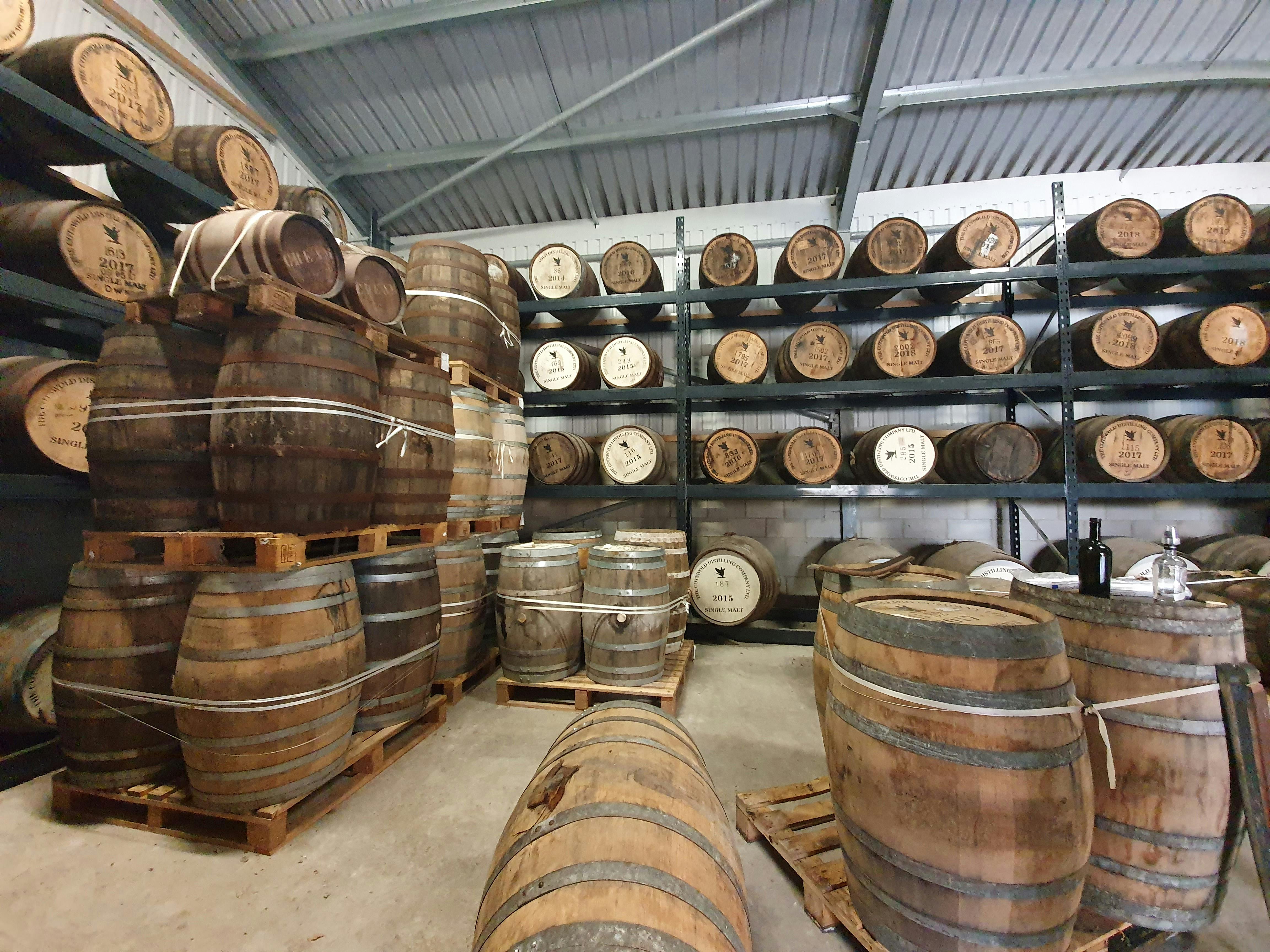 스마트폰 알림을 끄는 손