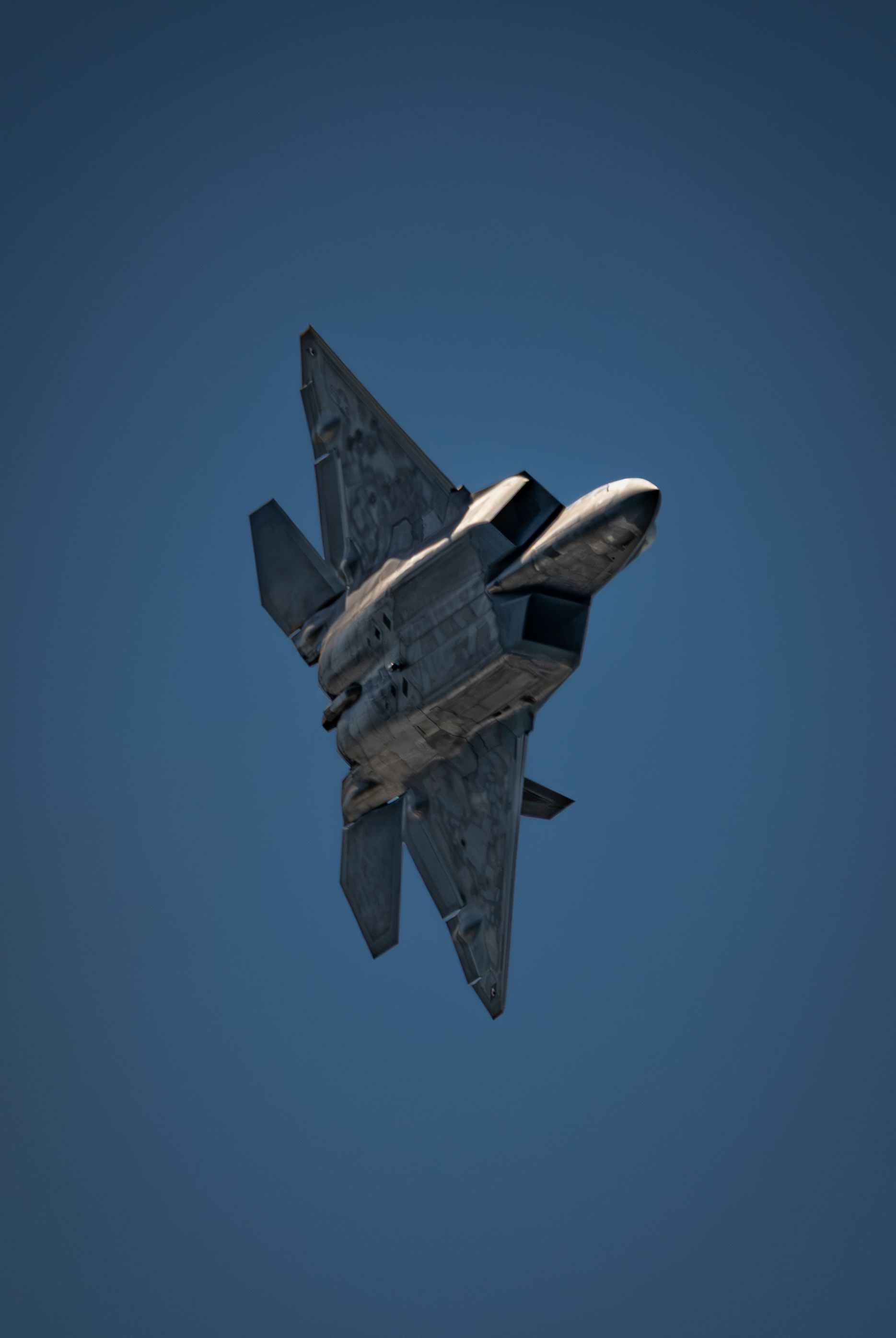 F-22 Raptor Stealth Fighter Jet in Flight · Free Stock Photo