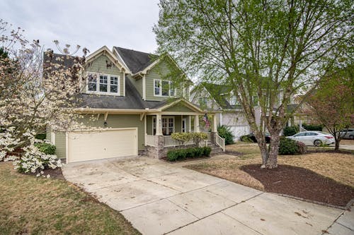 Free Driveway of a House Stock Photo