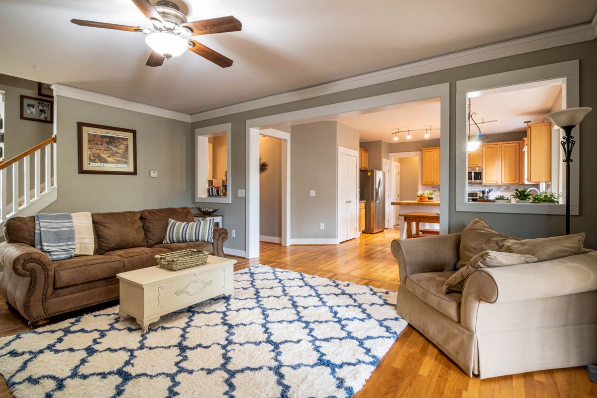 Making Narrow Living Rooms Feel Wider