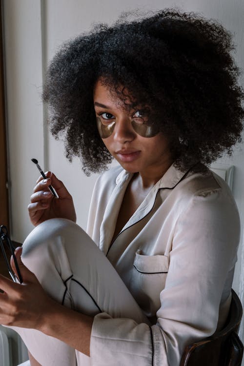 Gratis lagerfoto af afro, afro hår, ansigtsbehandling