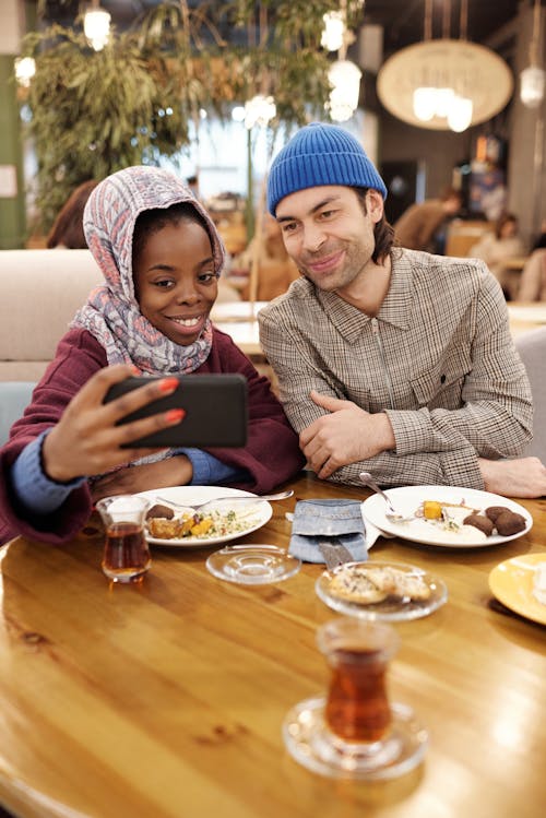 Free Muslim Couple Taking Selfie Stock Photo