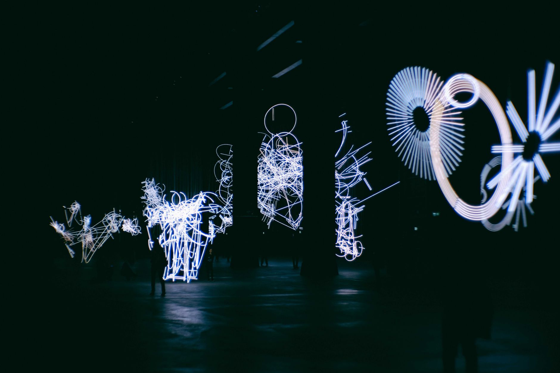 Wired vs Wireless Car Light Installation 2026