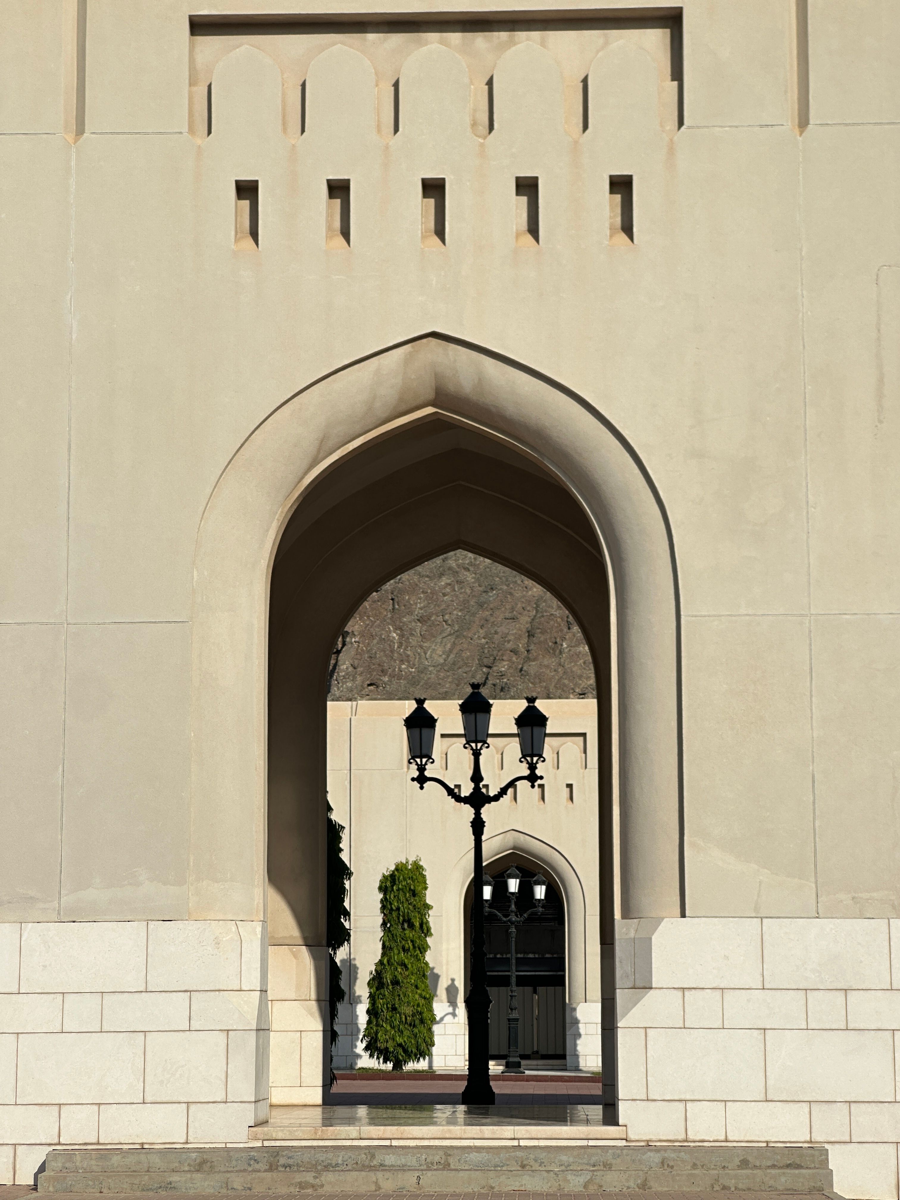 Traditional Islamic Architecture Archway in Oman · Free Stock Photo