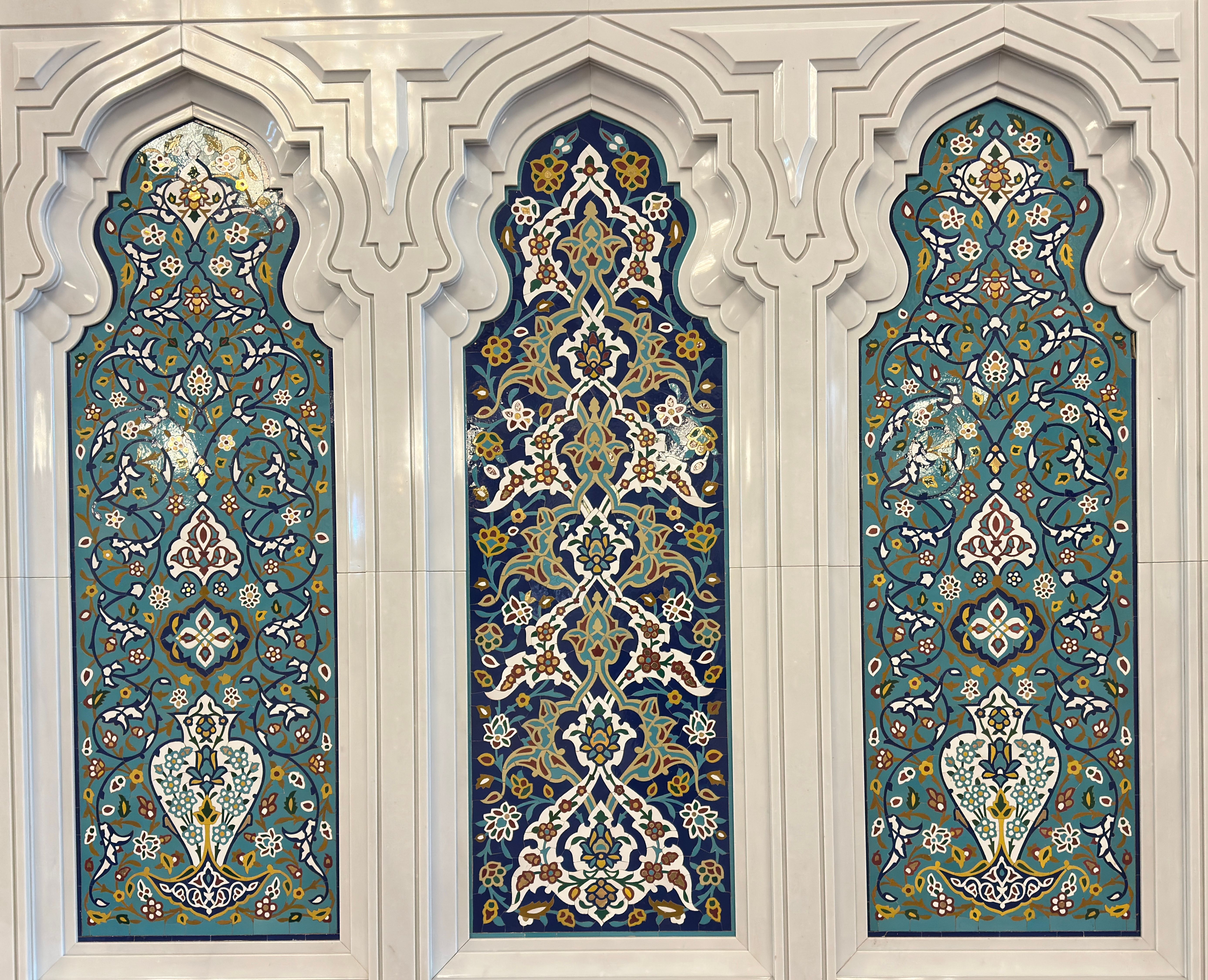 Intricate Islamic Mosaic Patterns in Oman · Free Stock Photo