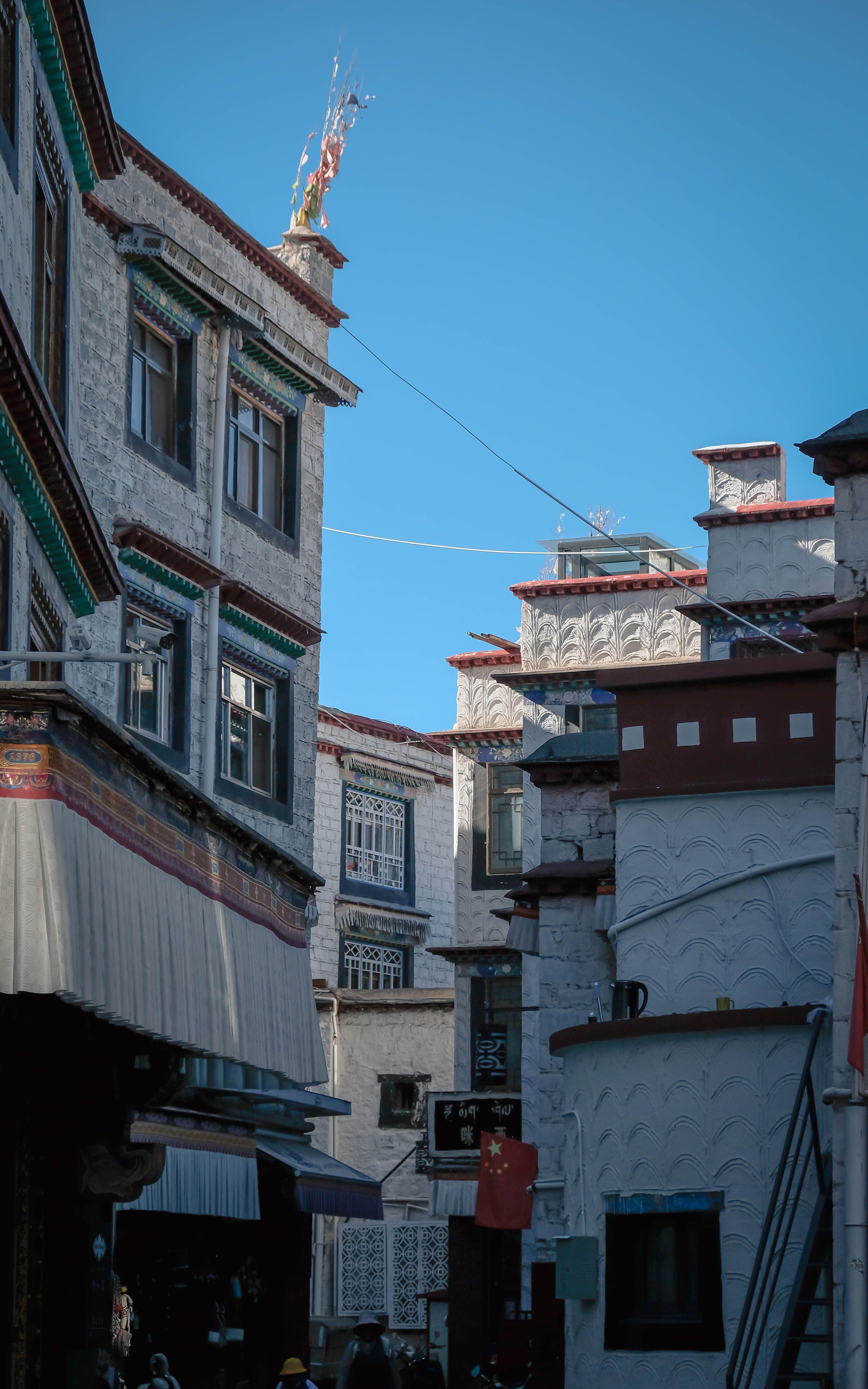 Traditional Tibetan Architecture under Blue Sky · Free Stock Photo