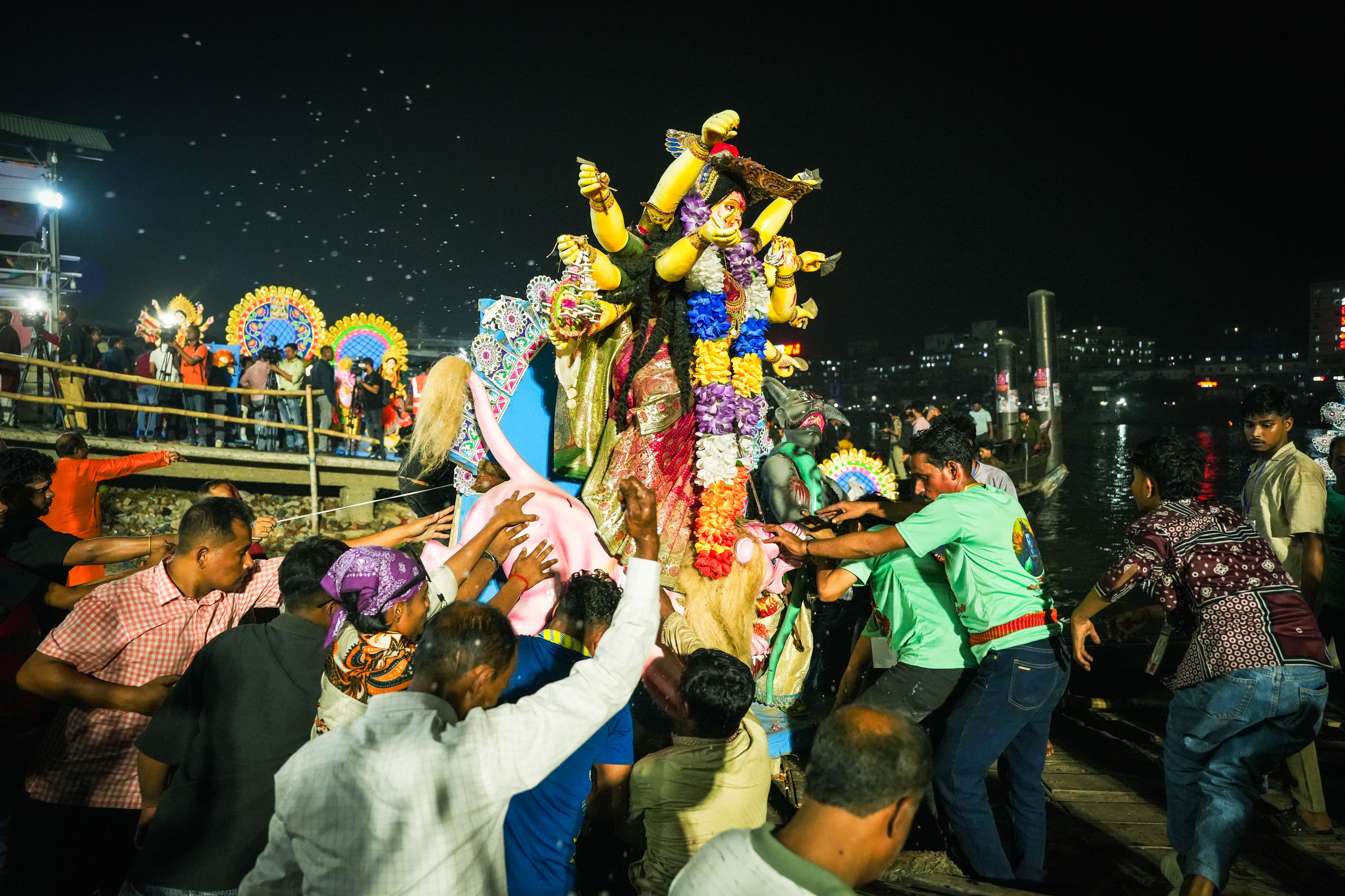 Vibrant Durga Puja Celebration in Dhaka · Free Stock Photo