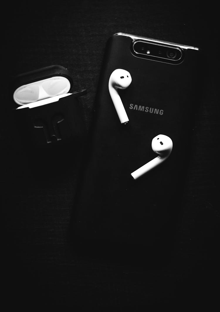 Monochrome Photo Of Samsung Mobile Phone