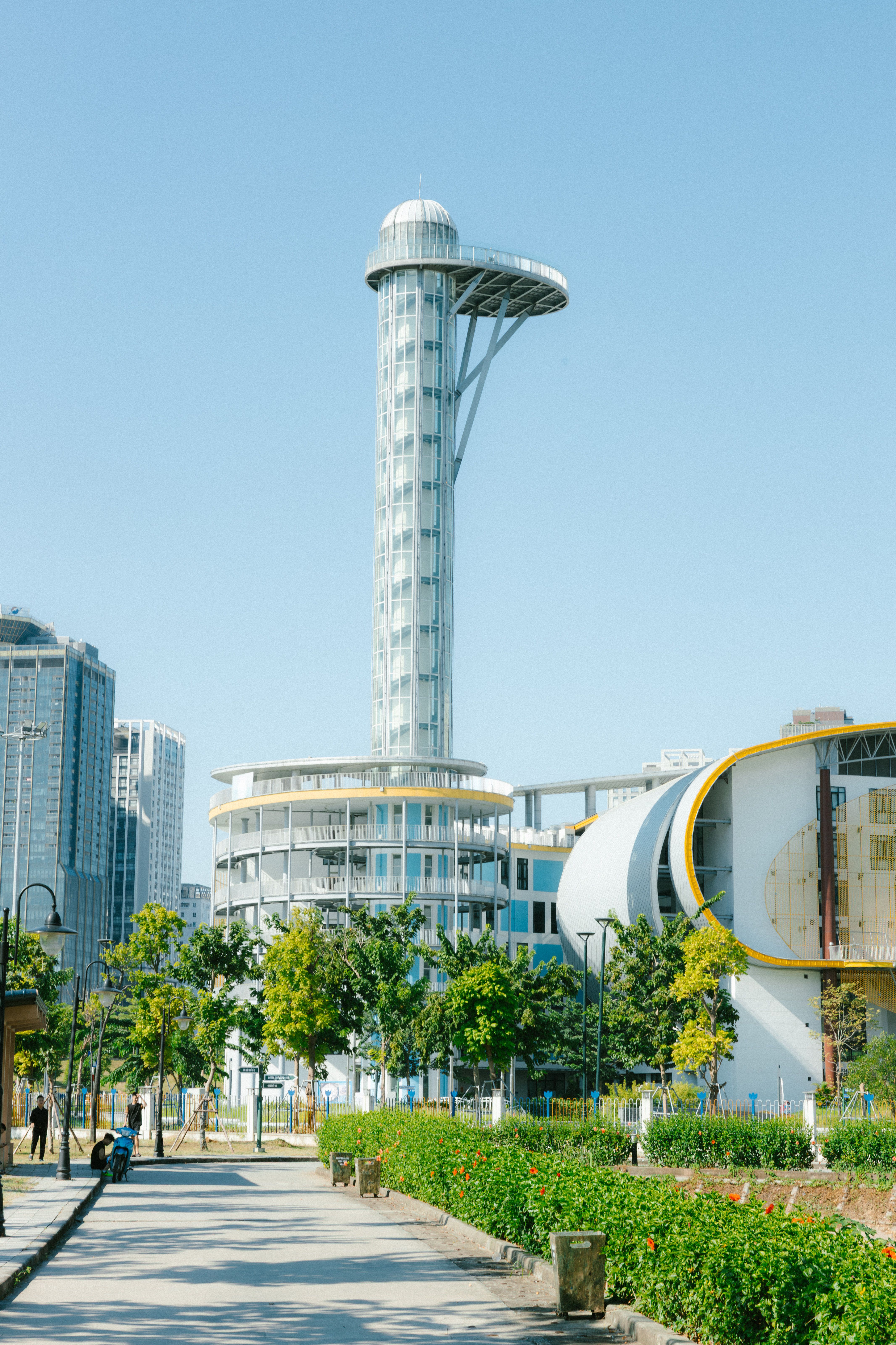 Modern Observation Tower in Urban Park Setting · Free Stock Photo