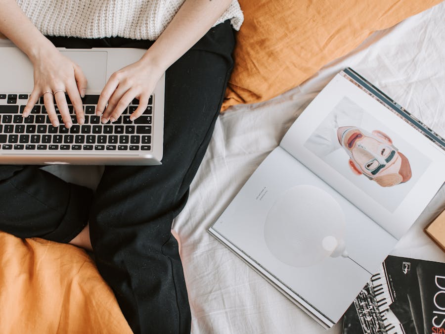 What is social media and its types?