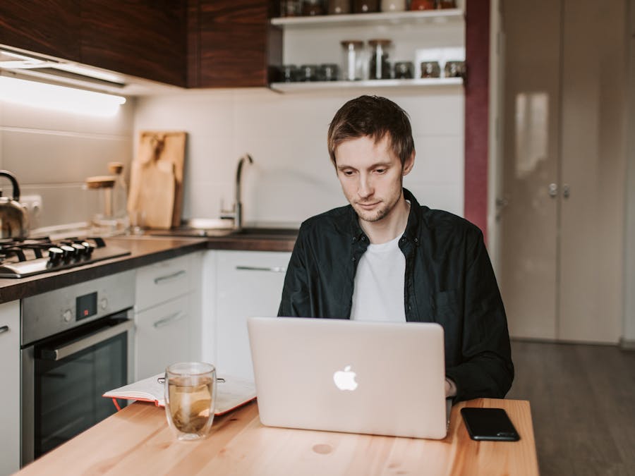 What is the highest paying work from home job?