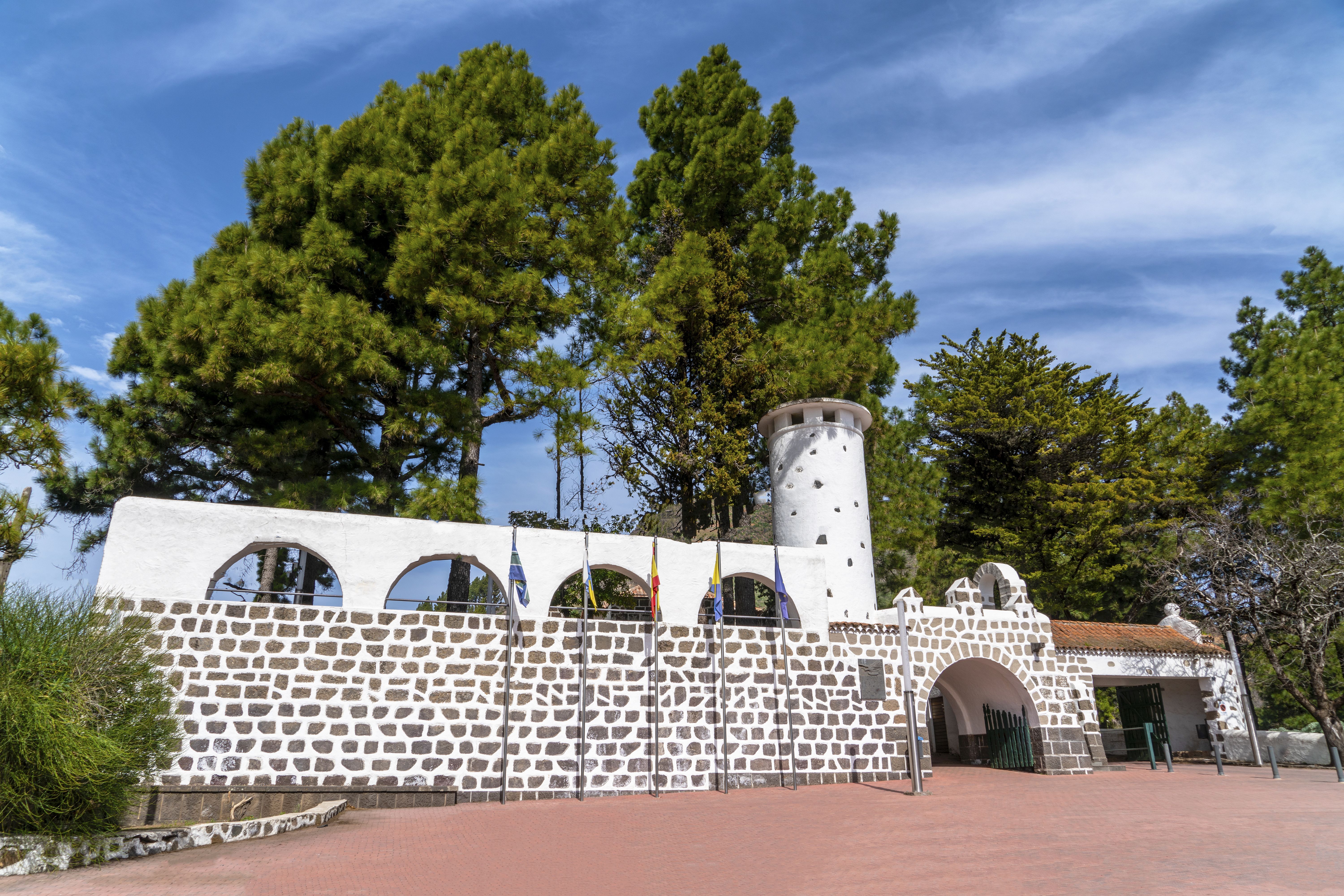 Walk the pine ridges above the plaza