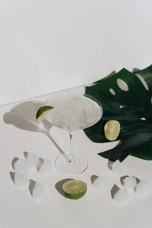 Free Photo Of Cocktail Glass With Sliced Lime Stock Photo