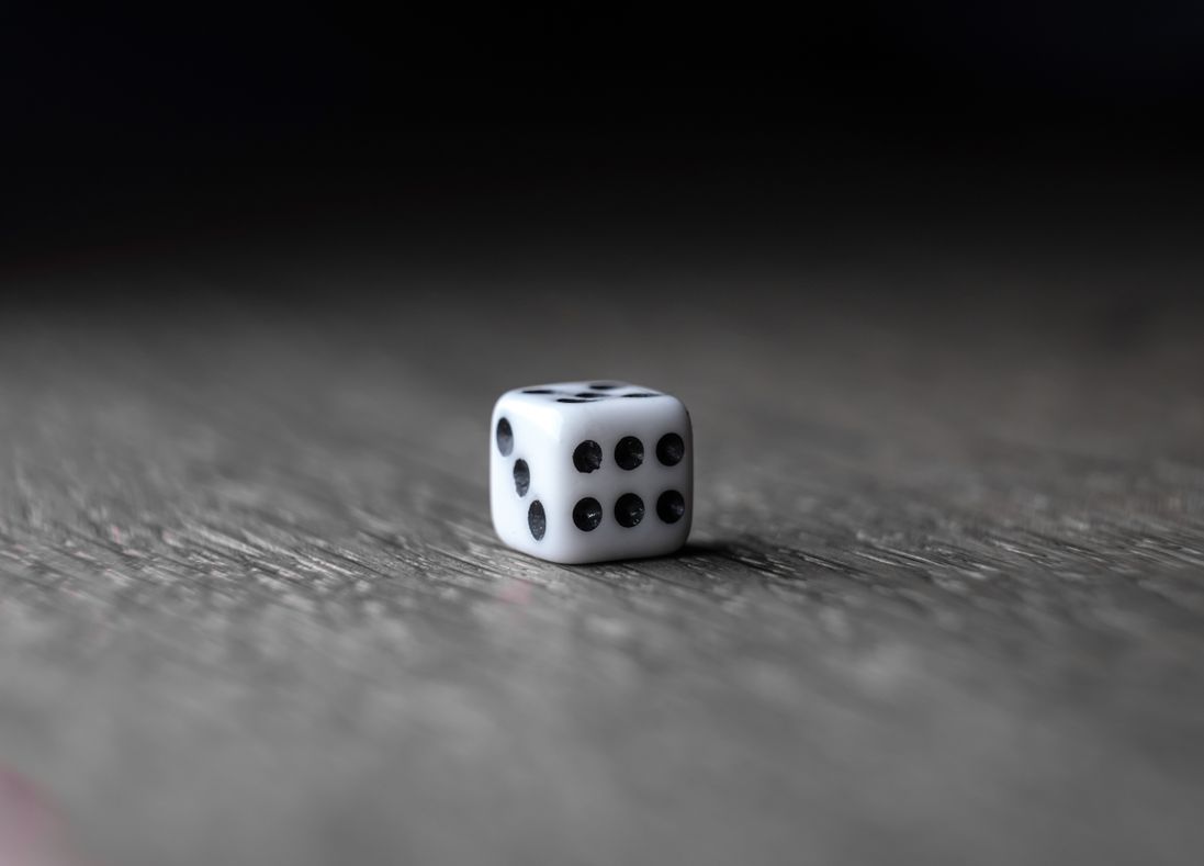 Online Casino: Spielautomaten und Live-Spiele im Überblick