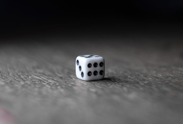 Online Casino: Spielautomaten und Live-Spiele im Überblick