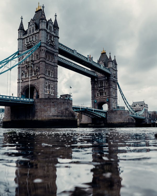 Fotobanka s bezplatnými fotkami na tému Anglicko, architektúra, breh rieky