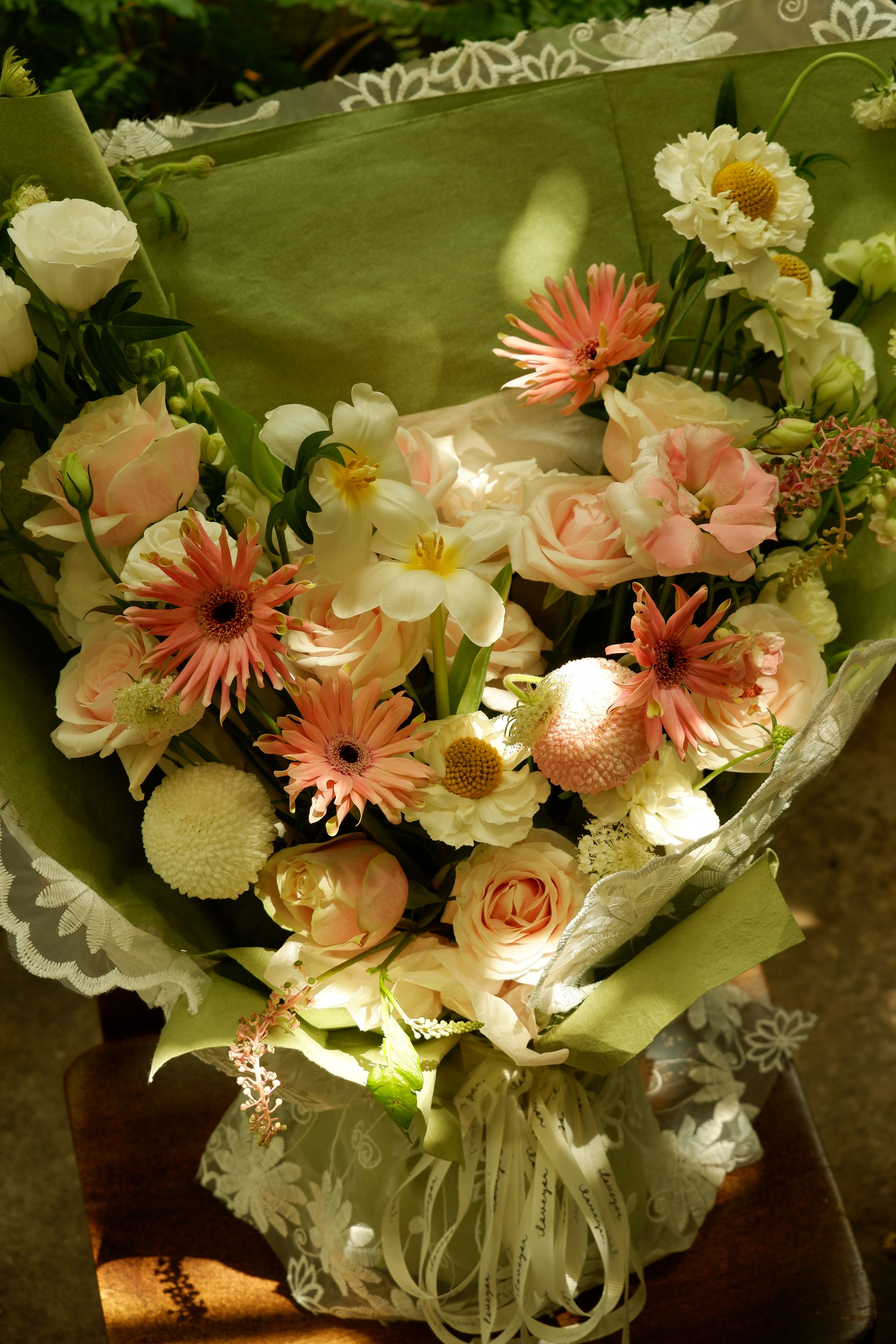 Elegant Floral Bouquet with Soft Lighting · Free Stock Photo