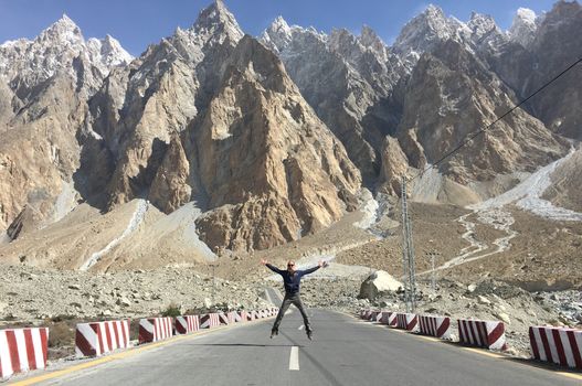 Karakoram Highway drive — Hunza Valley
