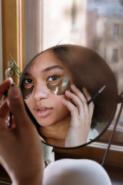 How to make a stained-glass mirror