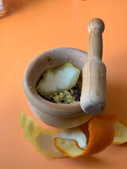 Free Wooden Mortar and Pestle Stock Photo
