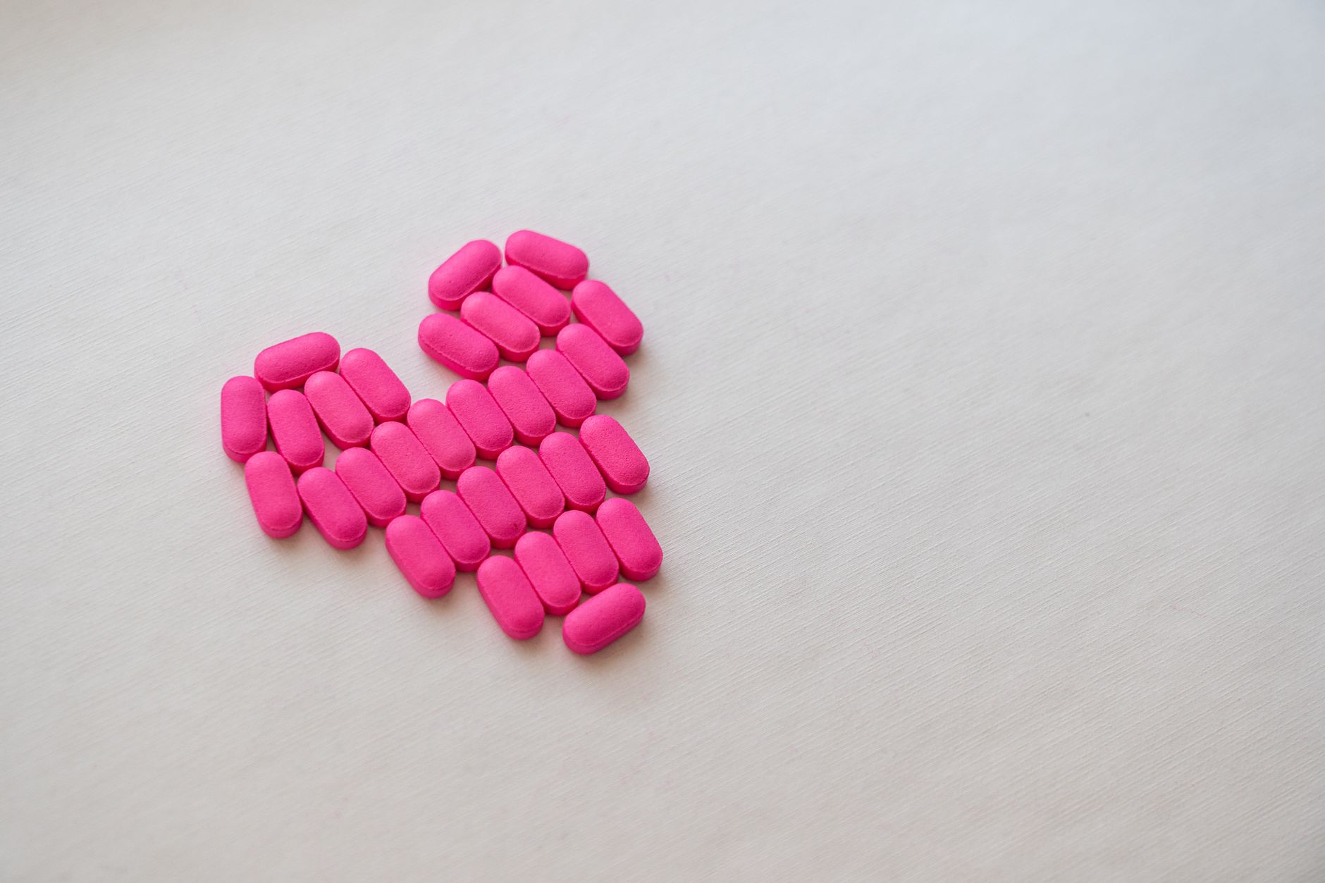 Atorvastatin: Your Guide to Lowering Cholesterol and Heart Risks