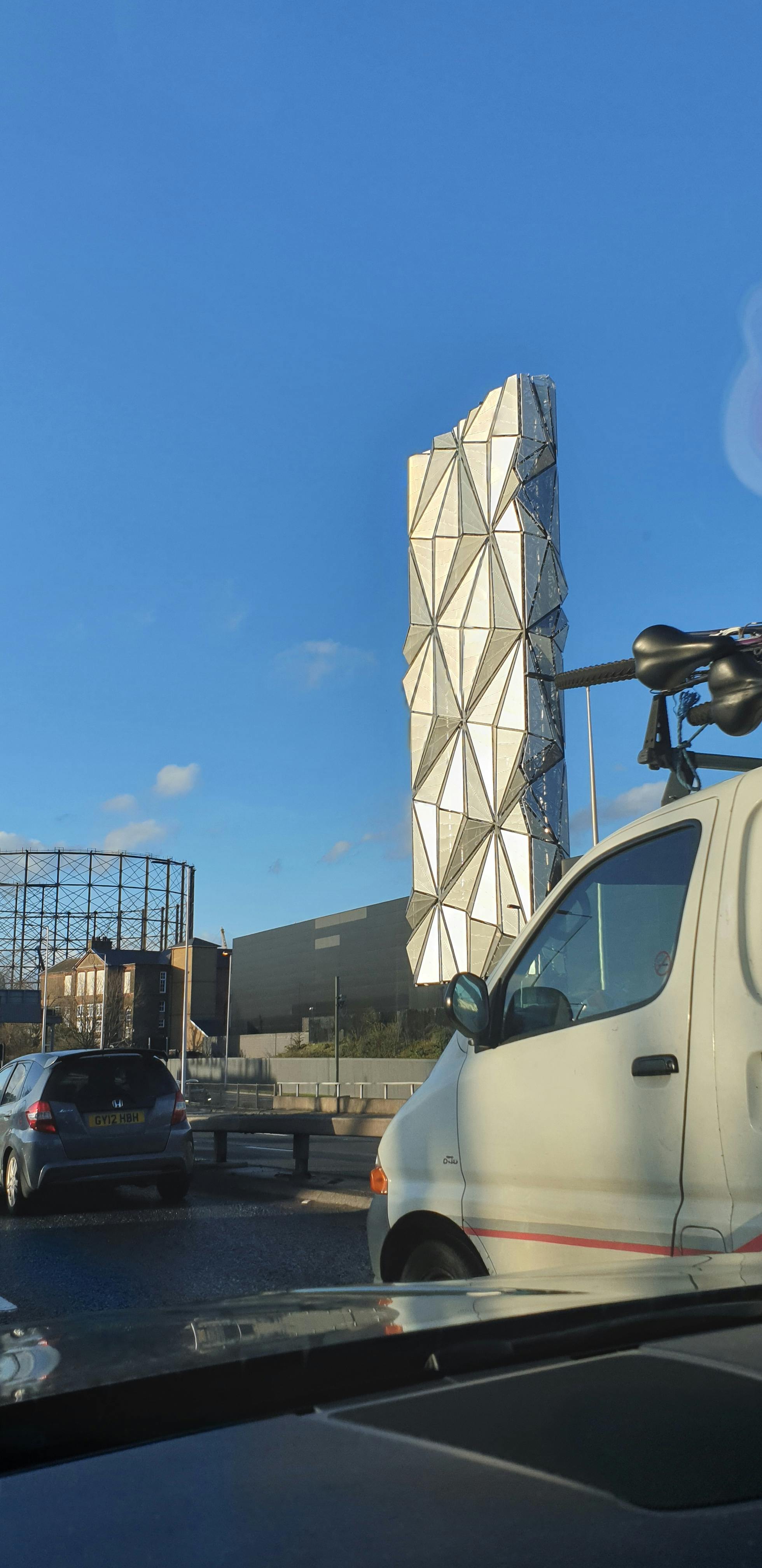 Hợp đồng và bút