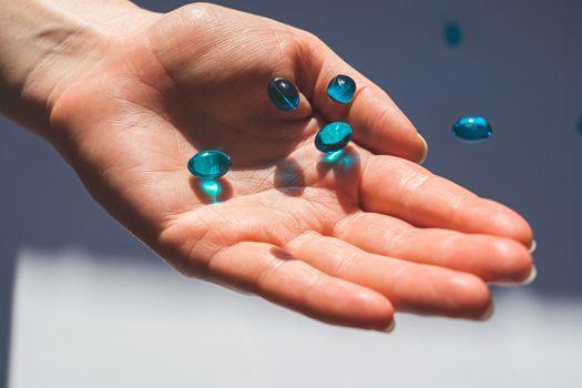 give your pill: - Photo by Castorly Stock