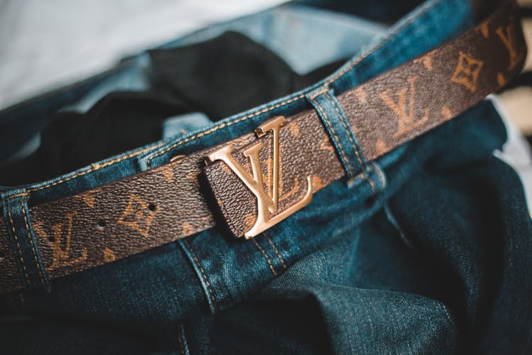 Stylish Leather Belt On Jeans