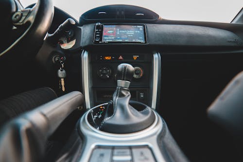 Gear stick inside modern vehicle